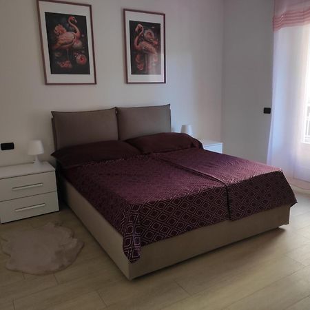 Appartamento Al Sereno Luino Buitenkant foto